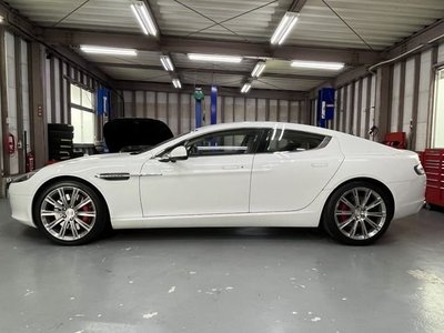 ASTON MARTIN RAPIDE - 5