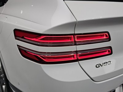 GENESIS GV80 - 10