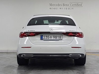 MERCEDES-BENZ E-CLASS - 3