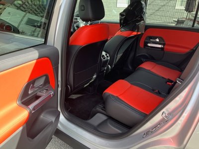 MERCEDES-BENZ GLB - 6