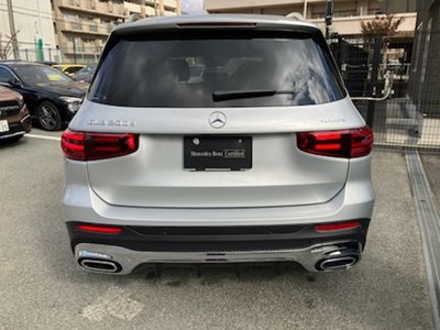MERCEDES-BENZ GLB - 4