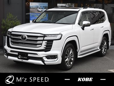 TOYOTA LAND CRUISER 300