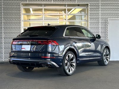 AUDI Q8 - 4