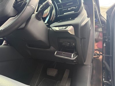 صورة مصغرة 50 لـ 2023 Lexus RX