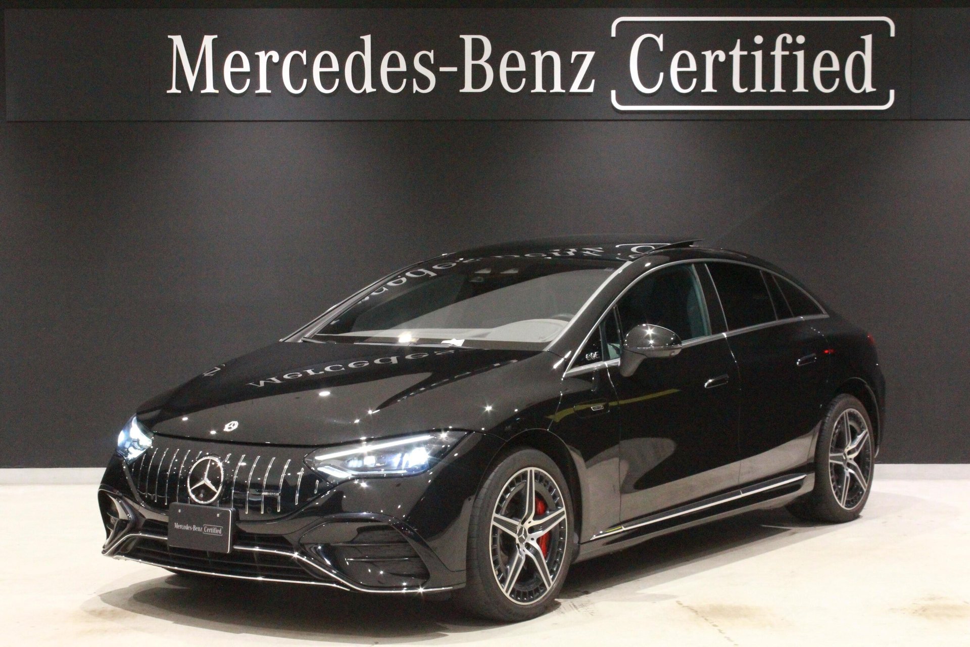 MERCEDES-BENZ EQE AMG - View 1