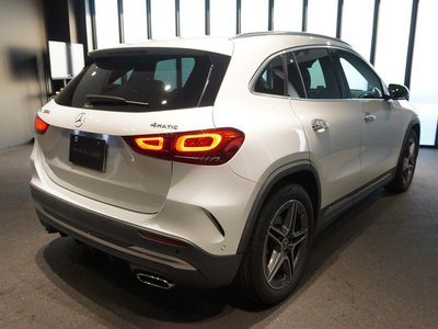 MERCEDES-BENZ GLA - 9
