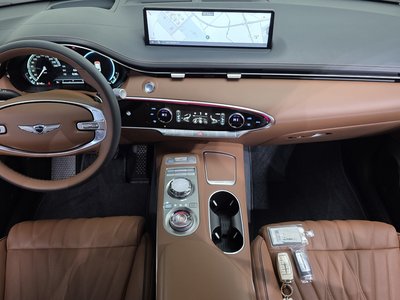 صورة 5 لـ 2022 Genesis GV70