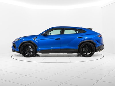 LAMBORGHINI URUS - 5