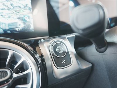 صورة مصغرة 46 لـ 2025 Mercedes-BENZ GLB AMG