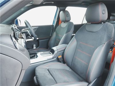 صورة مصغرة 61 لـ 2025 Mercedes-BENZ GLB AMG