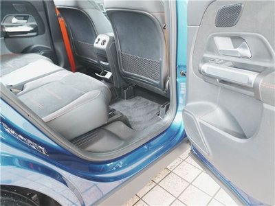 صورة مصغرة 65 لـ 2025 Mercedes-BENZ GLB AMG