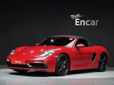 صورة 1 لـ 2022 Porsche 718
