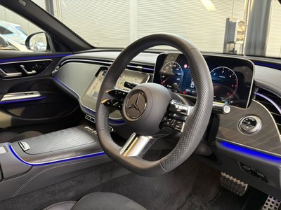 MERCEDES-BENZ E-CLASS - 6