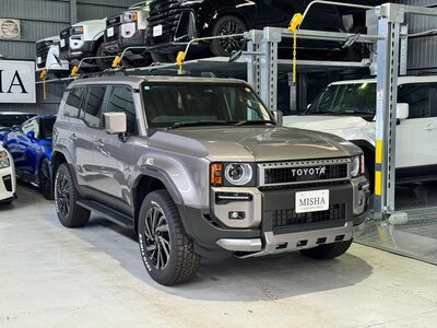 TOYOTA LAND CRUISER 250 - 5