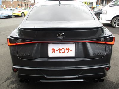 LEXUS IS - 6