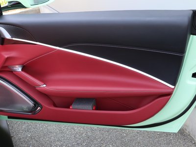 2025 Ferrari ROMA SPIDER thumbnail 14