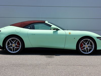 2025 Ferrari ROMA SPIDER thumbnail 35