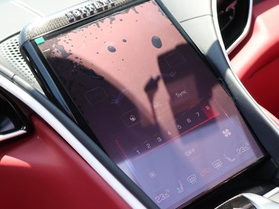 2025 Ferrari ROMA SPIDER thumbnail 29