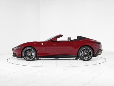 2025 Ferrari ROMA SPIDER — фото 8
