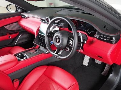 MASERATI GRANTURISMO - 8