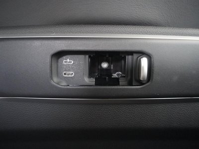 2023 BMW X5 thumbnail 37