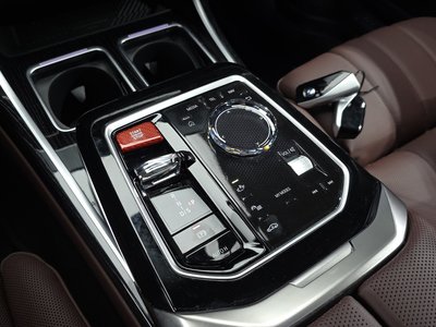 BMW 7 SERIES - 9