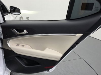 صورة مصغرة 15 لـ 2024 Genesis THE NEW G70