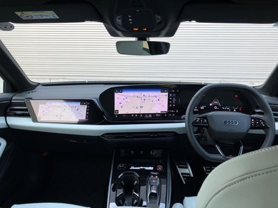 2025 AUDI A5 AVANT photo 10