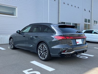 2025 AUDI A5 AVANT photo 3