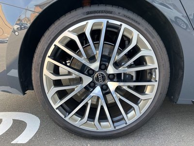 2025 AUDI A5 AVANT photo 9