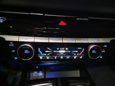 2022 Genesis G80 (RG3) thumbnail 12