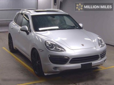 PORSCHE CAYENNE - 1