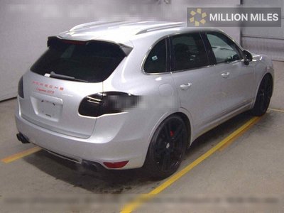 PORSCHE CAYENNE - 5