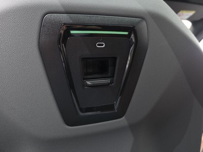 2023 BMW 5 SERIES — миниатюра 37