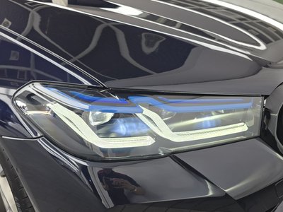 2023 BMW 5 SERIES photo 9