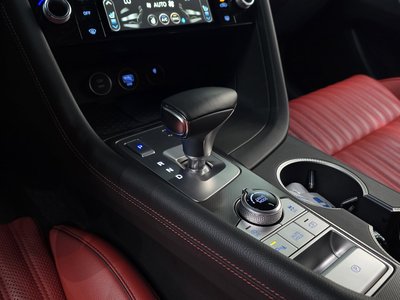2023 Genesis THE NEW G70 photo 9