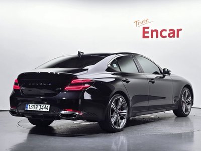 2023 Genesis THE NEW G70 photo 3