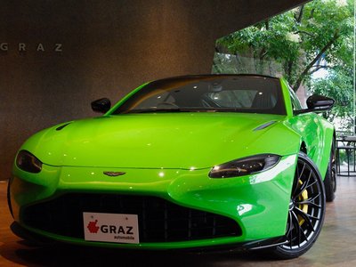 ASTON MARTIN VANTAGE - 1