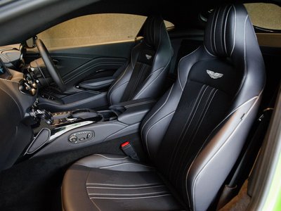 ASTON MARTIN VANTAGE - 3