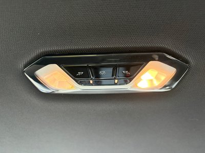 2025 BMW 3 SERIES 缩略图 69