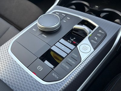 2025 BMW 3 SERIES 缩略图 57