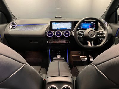 MERCEDES-BENZ GLA - 9