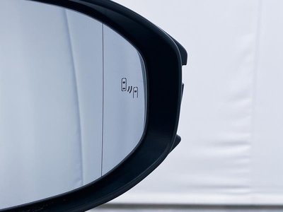 TOYOTA CROWN ESTATE - 8