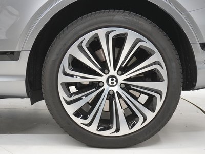 BENTLEY BENTAYGA - 10