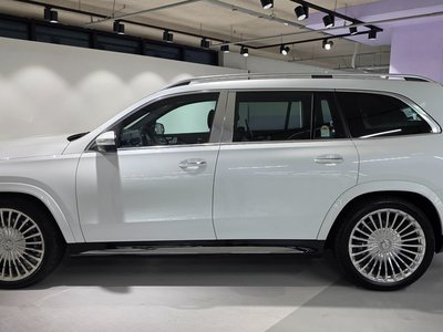 2026 Mercedes-BENZ GLS 照片 8