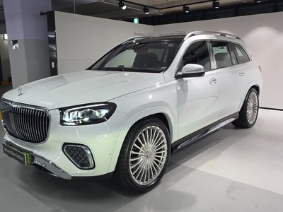 2026 Mercedes-BENZ GLS 照片 1