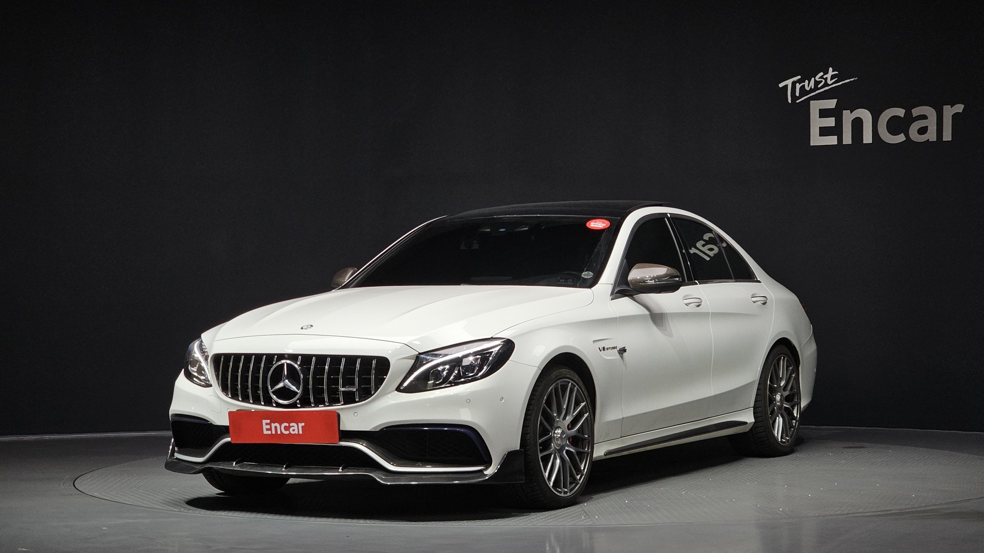 MERCEDES-BENZ C-CLASS - View 1