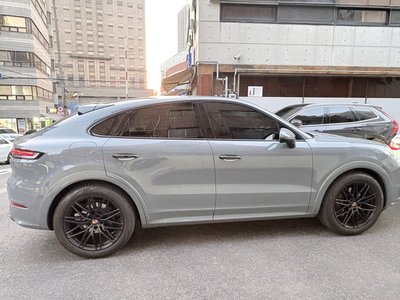 PORSCHE CAYENNE - 4