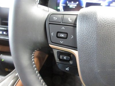 2025 Toyota CROWN SPORT 照片 10