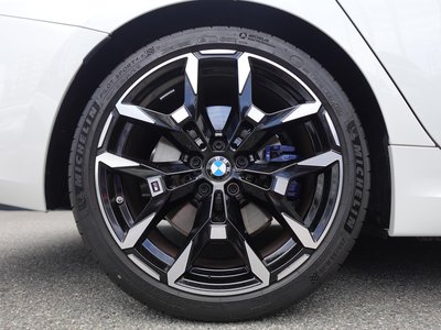 2025 BMW 3 SERIES thumbnail 17